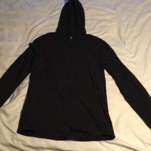 Lululemon thin thin hooded jacket
